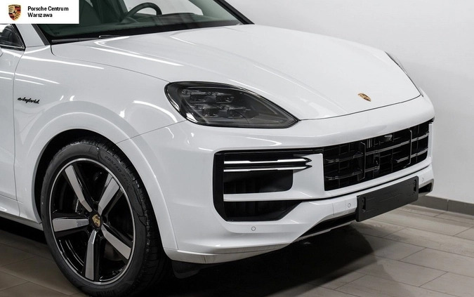 Porsche Cayenne cena 991489 przebieg: 1, rok produkcji 2023 z Warszawa małe 232